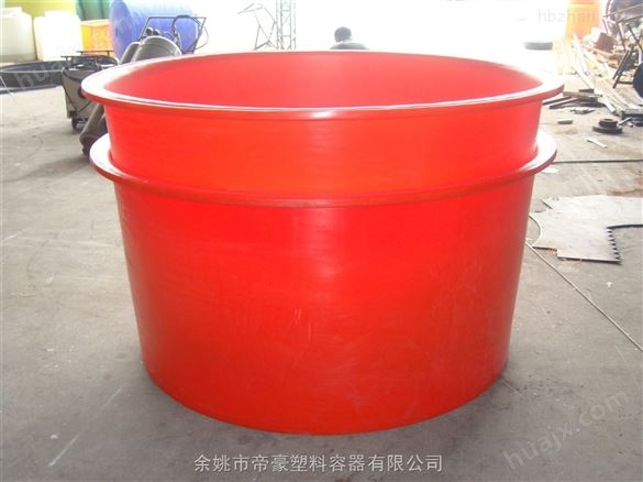 大量供应800L耐酸碱pe圆形活鱼桶 光滑塑料环保发酵桶